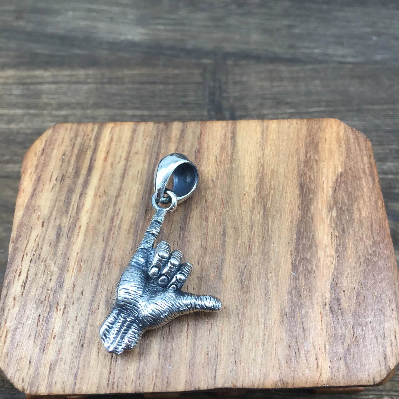 Стильное ожерелье с подвеской в виде жеста стиле хип-хоп из серебра S925 пробы