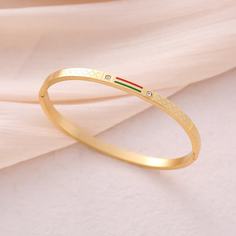 

ALTERA Luxury Stainless Steel Oval Bangle for Women Gift Red and Green Charm Golden Crystal Bracelet Wedding Engagement Jewelry