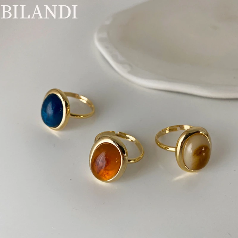 

Retro Jewelry Oval Resin Rings For Female Girl Hot Sale Vintage Temperament Golden Color Fashion Women Rings For Party Gifts