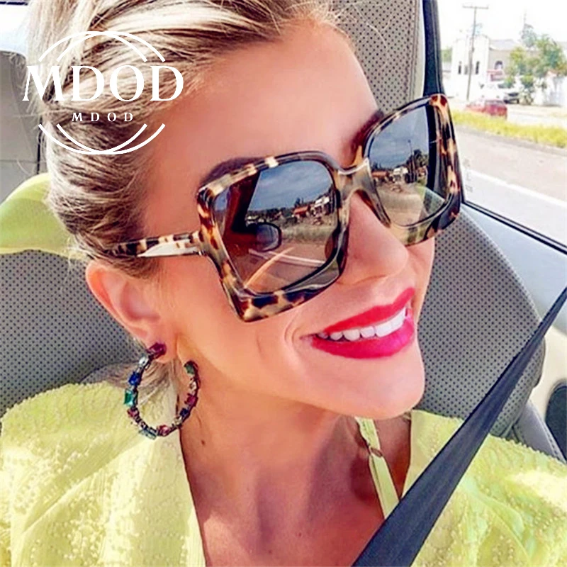 

Очки солнцезащитные женские в стиле ретро с градиентом, модные брендовые дизайнерские солнечные очки в пластиковой оправе с квадратными ли...