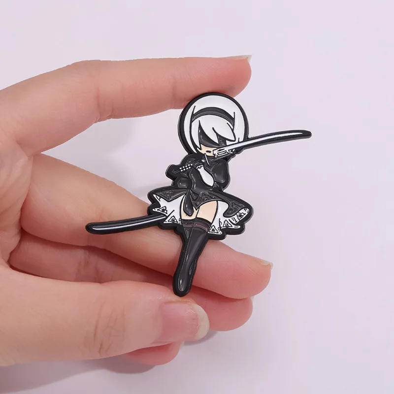 Брошь в виде игрового персонажа сувенирный подарок металлический значок