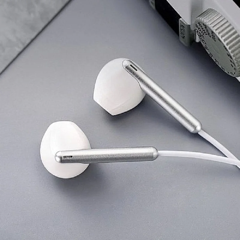 

T3 Wired Earphone 13.6mm Drive Unit Deep Bass 3.5mm Wired Semi-in-ear Earbuds Sports Headphone Universal Earphones