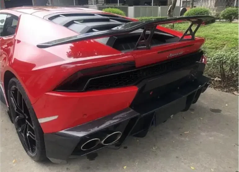 СПОЙЛЕР ЗАДНЕГО БАГАЖНИКА ИЗ УГЛЕРОННОГО ВОЛОКНА ПЕРЕДНЯЯ ГУБКА НАБОР