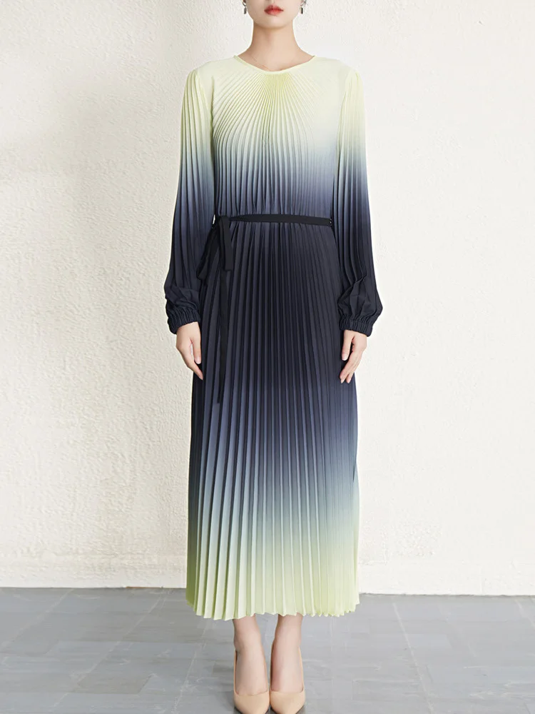 Женское плиссированное платье с градиентом DEAT элегантное свободное эластичным