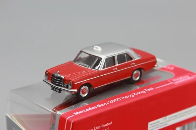 

Schuco 1:64 RV такси спортивный автомобиль модель 200D Hong Kong Taxi W115 для BENZ