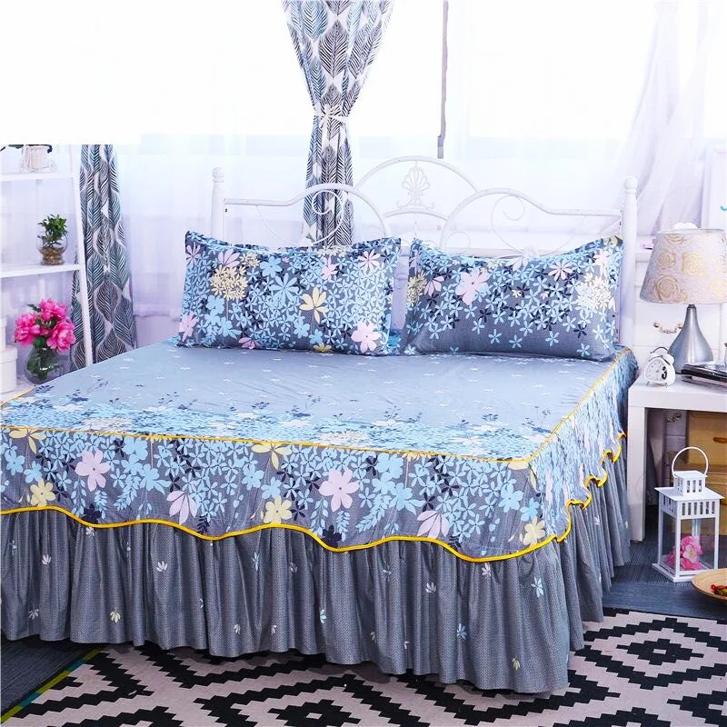 

Luxury Palace Flower Print Bedspread Set with Elegance Print Flower - 3-Piece Set for King/Queen/Double Beds (1.5/1.8/2M)