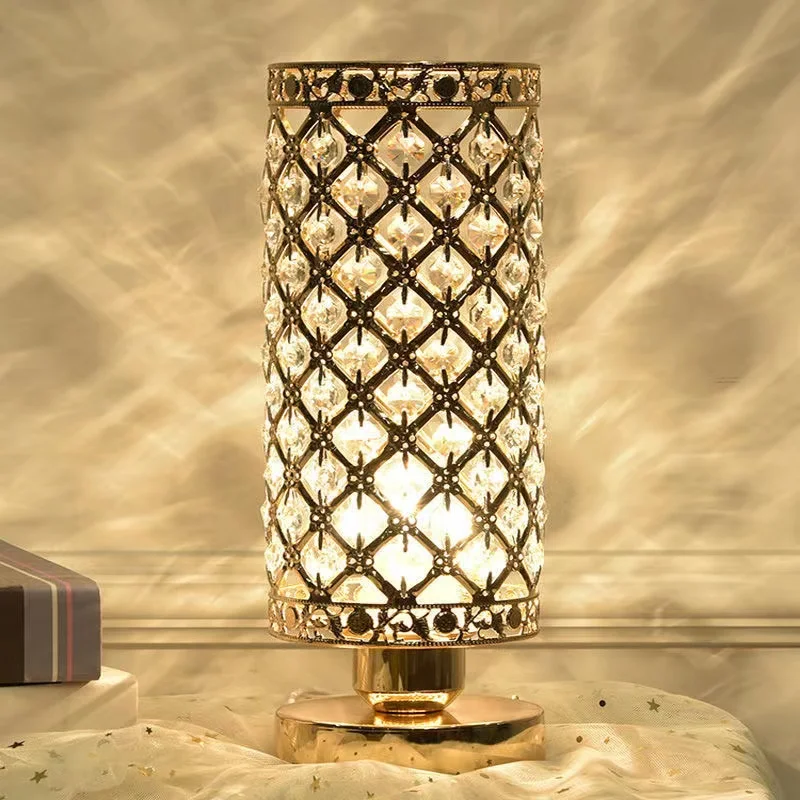 Простая современная Хрустальная настольная лампа Ins Девушка теплая и