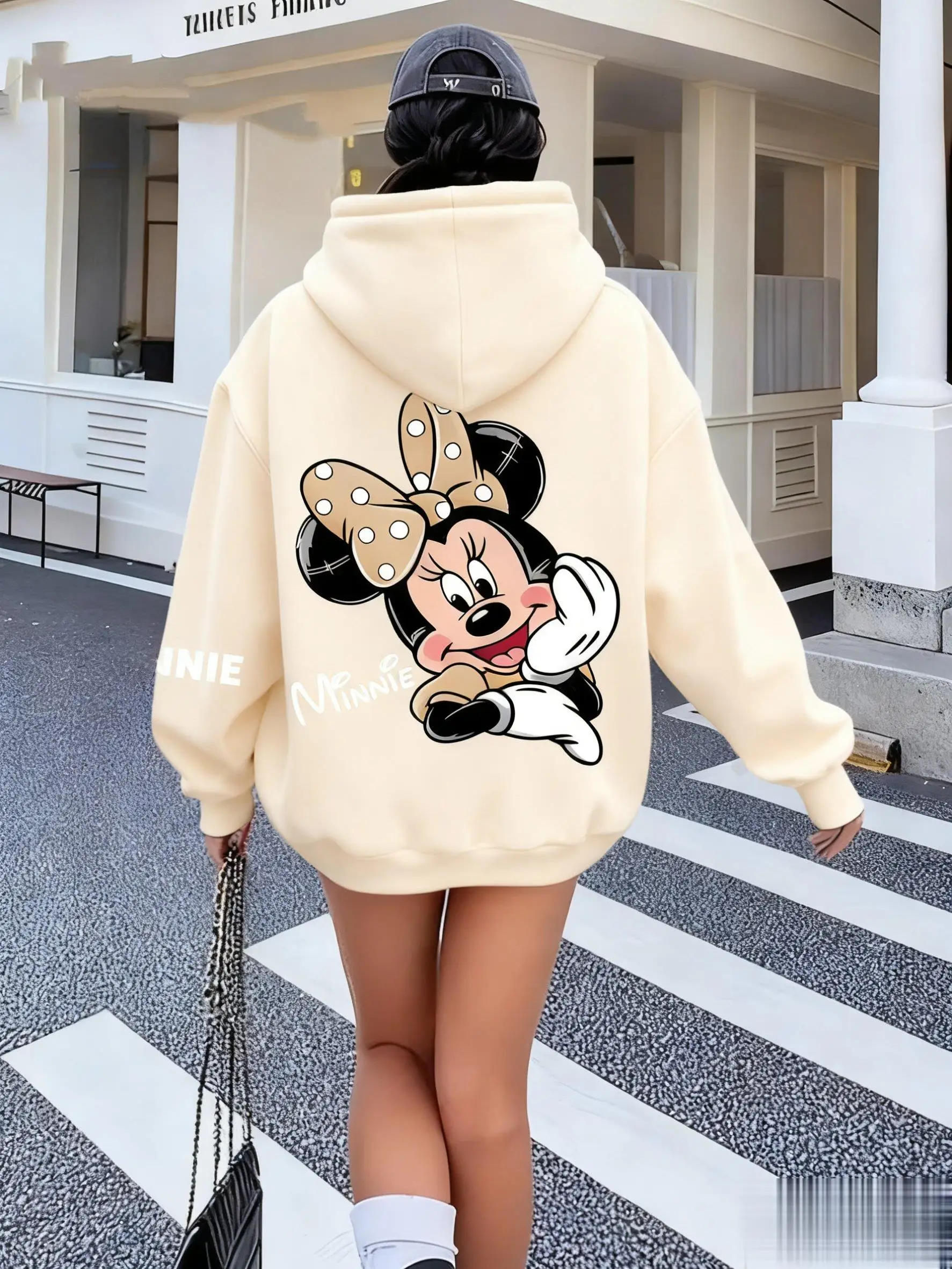 Фото Винтажный пуловер с капюшоном Disney Mickey Minnie для женщин и мужчин, топ с длинными рукавами, повседневная толстовка большого размера, уличная одежда, осенне-зимняя новинка №1