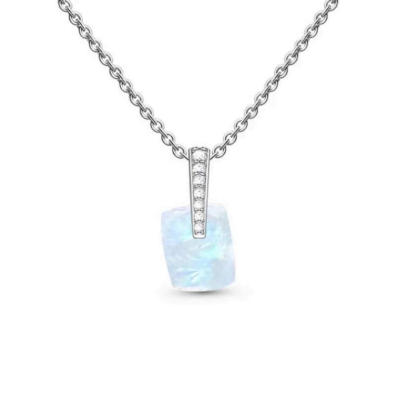 

S925 Sterling Silver geometric moonlight Stone Pendant Necklace women's niche design fashion versatile jewelry