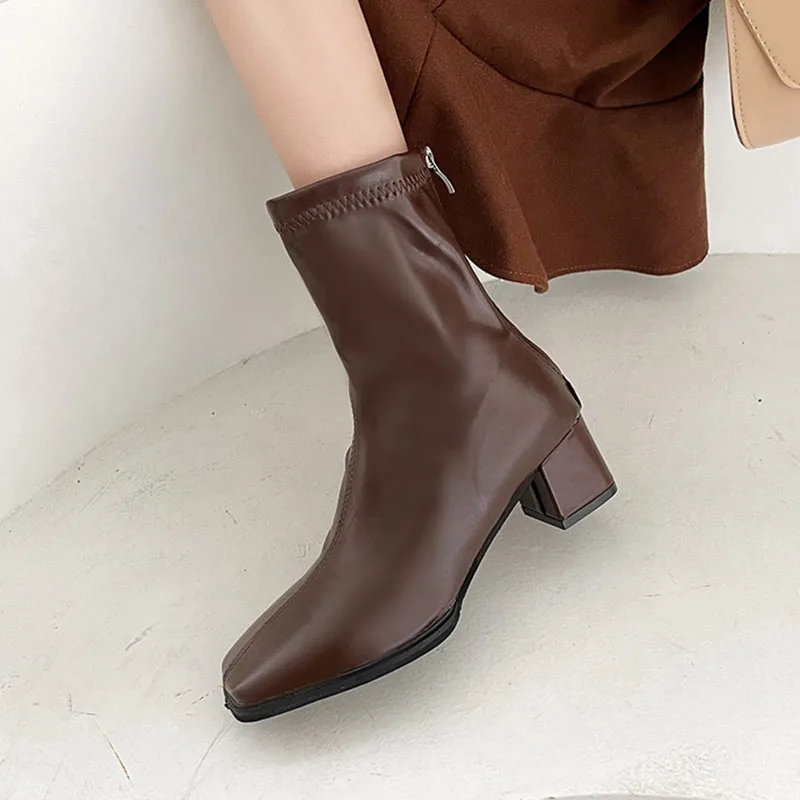 

Женские ботильоны на осень и зиму, винтажные дымчатые Туфли-трубки с квадратным носком на каблуке 3-5 см, женские ботинки на молнии без застеж...