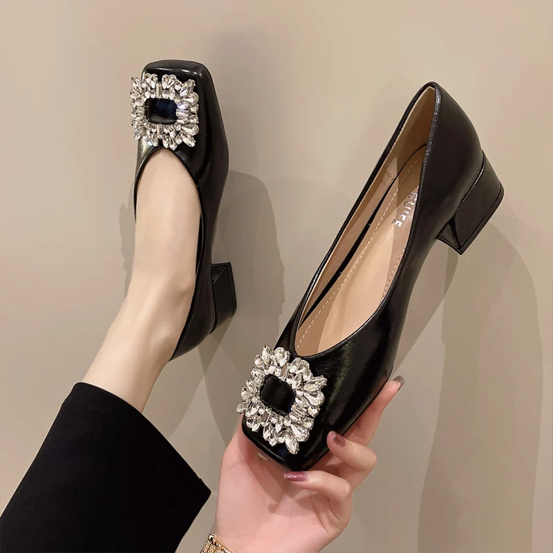 

Luxury Brand Crystal Mid Heels Women Shoes Autumn New Fashion Dress Party Square Toe Women Sandals Mary Jane Pumps Mujer Zapatos