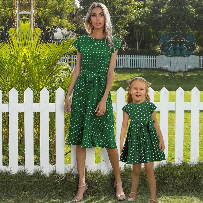 

Summer Polka Dots Fashion Elegant Dinner Holiday Sweet Princess Dress Matching Family Outfits Mom and Daughter Matching Clothes
