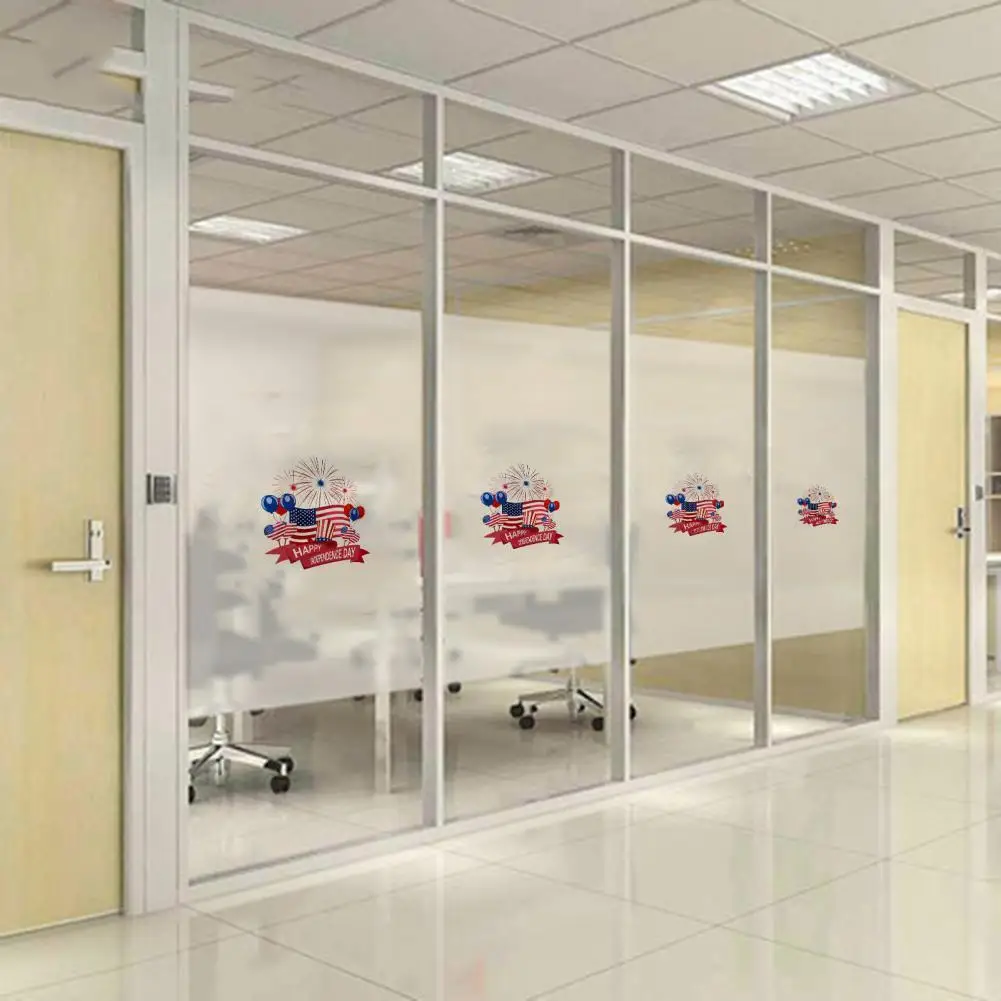 

Наклейка на автомобиль с изображением флага США 4 июля