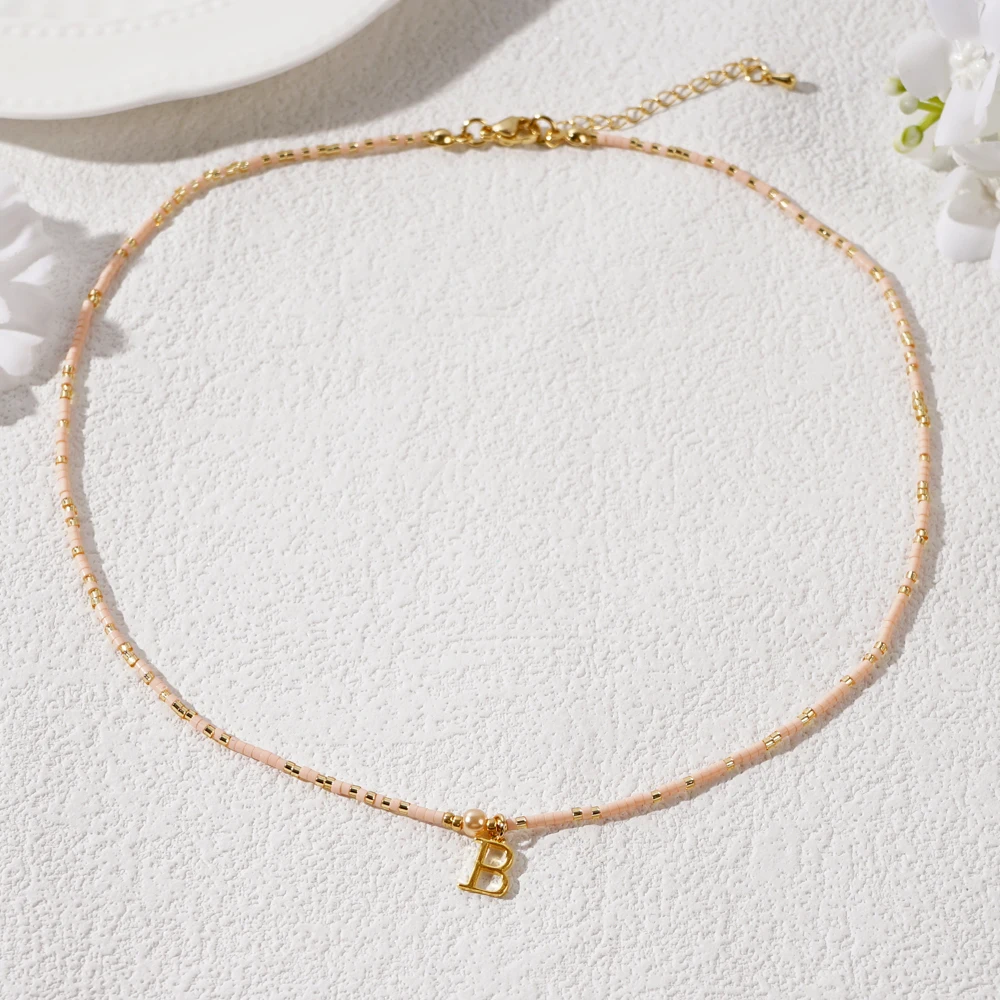 Go2boho Дизайн Крошечные бусы имитация жемчуга 26 букв стек цепи ручной работы 2024