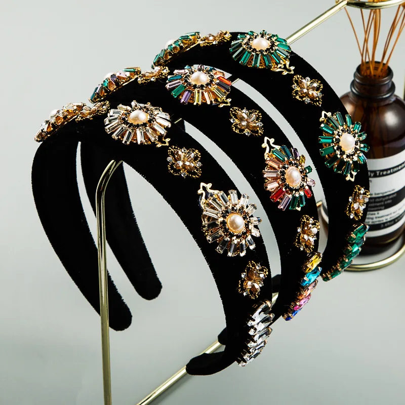 

Повязка на голову Стразы в европейском и американском стиле, бархатная лента с супер блестящими цветами и жемчужинами, роскошные аксессуар...