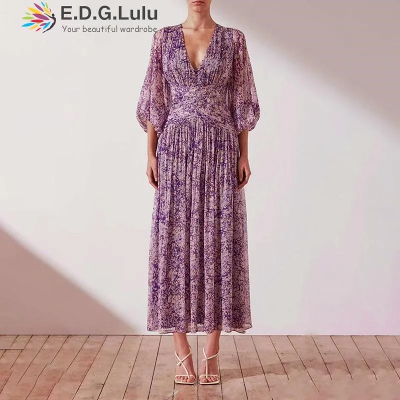 

Платье EDGLuLu для отдыха пляжа в богемном стиле с фиолетовым цветочным принтом женское Элегантное Длинное Платье с V-образным вырезом и рукавами-фонариками для отпуска Vestidos 0903