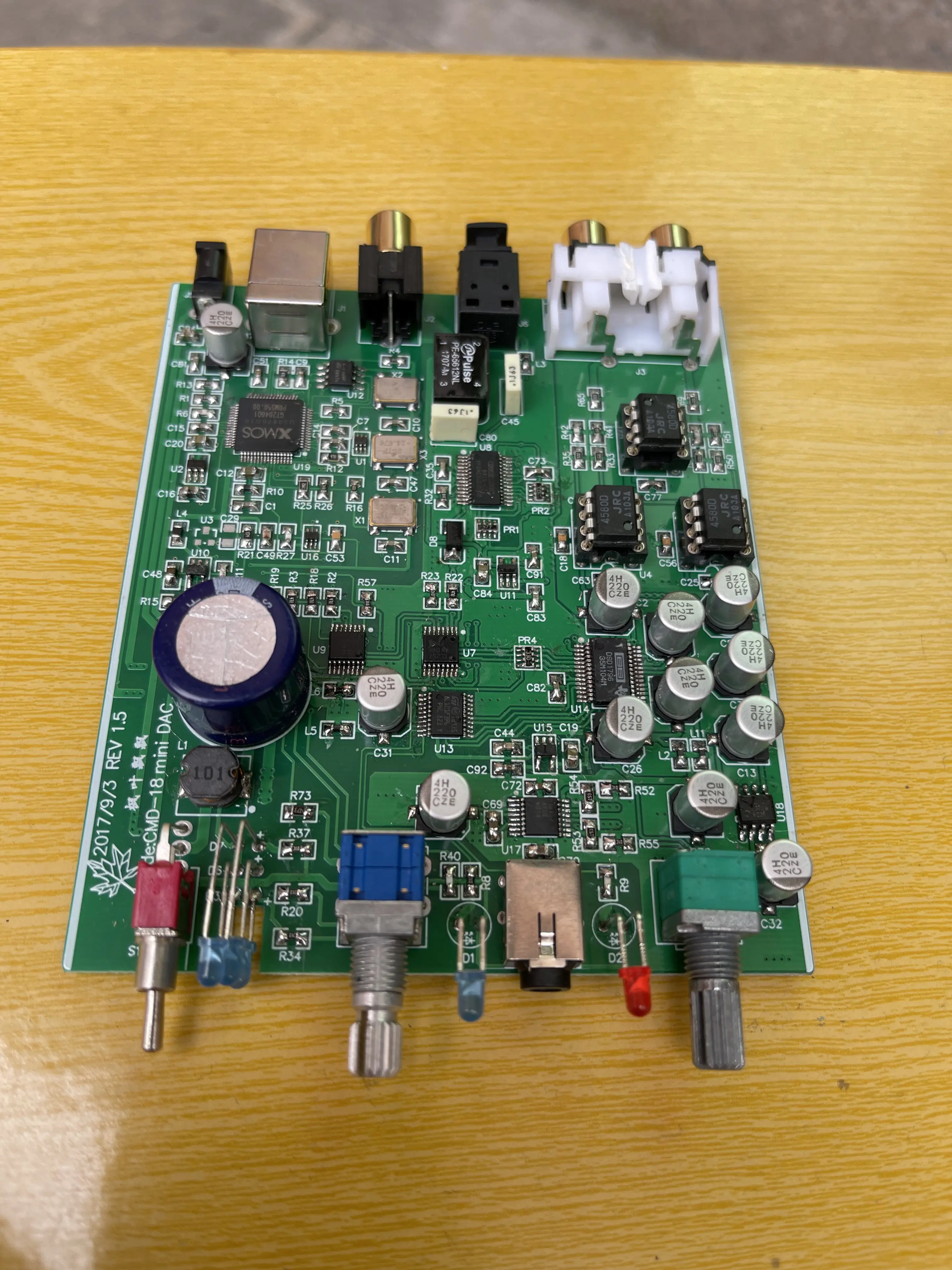 XU208 USB DAC Декодер Усилитель для наушников коаксиальный оптоволоконный все-в-одном