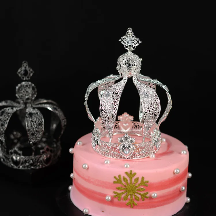 Mini Crown Cake Decoration Princess Topper Pearl Tiara Children Hair Ornaments for Wedding Birthday Party Cake Decoration