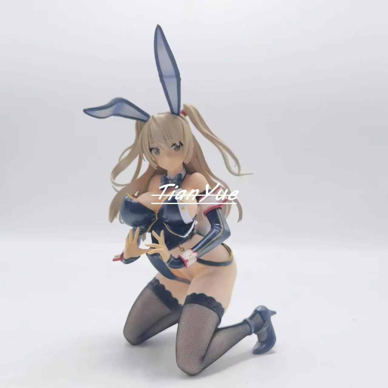 

Anime Saitom Satonaka Bunny soft ver. 1/4 Action Figure Model Toys 30cm