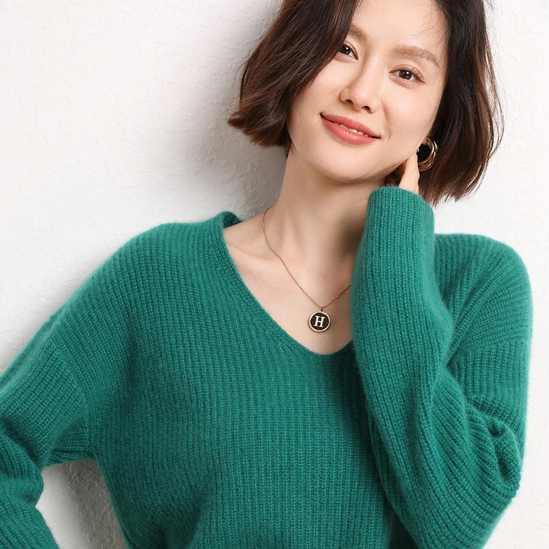 

2022 Hot Sale Autumn Winter 100% Pure Cashmere Sweater V-neck Women's High Quality Warm Female Loose Thicken Knitted Jumper