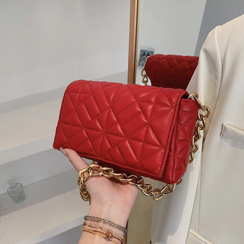 

Новинка 2022, Высококачественная Женская однотонная универсальная модная сумка на одно плечо, сумка-мессенджер с металлической цепочкой, изв...