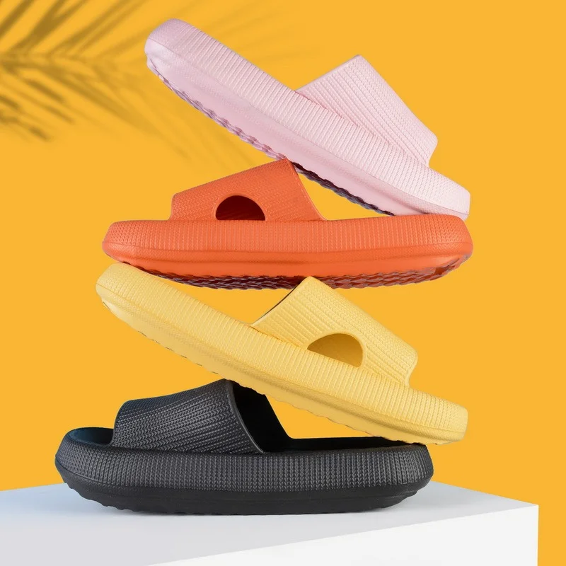 

Home Slippers Thick Platform Bathroom Cloud Slippers Non-slip Flip Flops Woman Sandals Women Fashion Soft Sole EVA Indoor Slides
