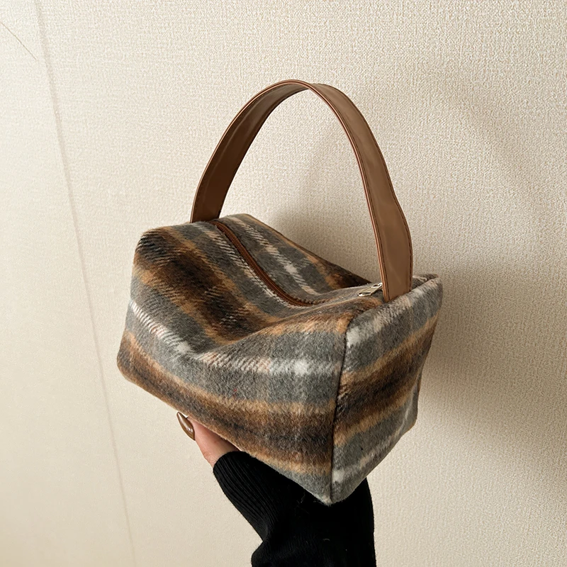 Сумка из шерстяной ткани с верхней ручкой в стиле пэчворк женские сумки