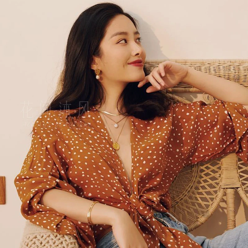 Yang Caiyu Same Necklace French sle Retro High Sense 2024 New Baroque Pearl Twin Sweater Chain Women