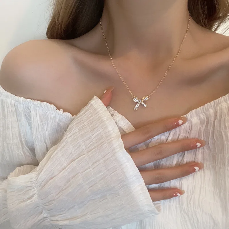 

Bow Knot Necklace Women's Light Luxury Niche Design Clavicle Chain Necklace Temperament