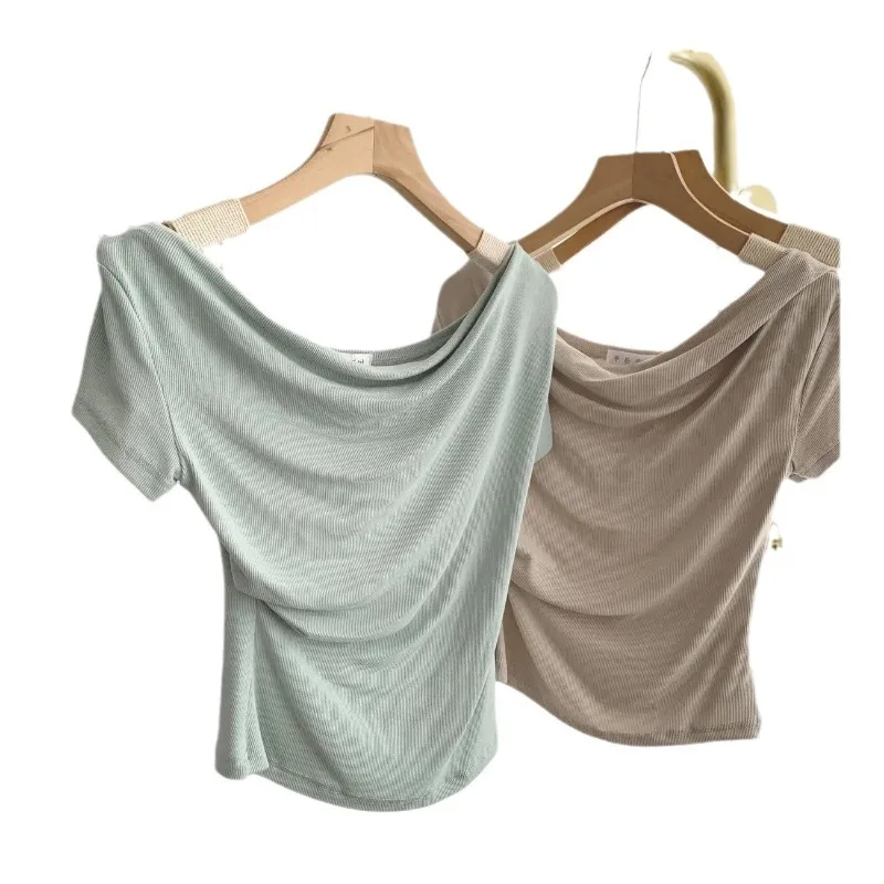 Женская плиссированная блузка без бретелек облегающая с коротким рукавом и