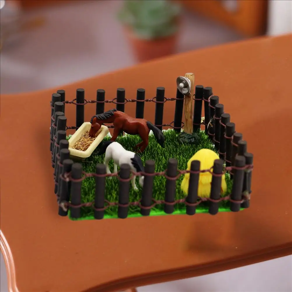 

Dollhouse Miniature Attractive Fine Workmanship Green Grass Micro Landscape Dollhouse Decor Model Dollhouse Furniture