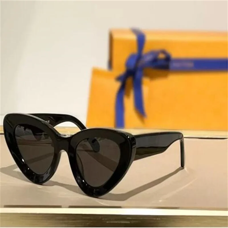 

Designer Sunglasses For Women Men Summer Style 2612 Anti-Ultraviolet Retro Plate Full Frame Triangle Eyeglasses Random Box