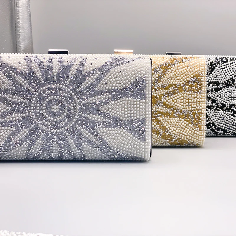 Y2K Fashion Flash Rhinestone Clutch Bag Women Elegant Luxury Metallic Wallet Female Classic Hasp Design Storage Pack