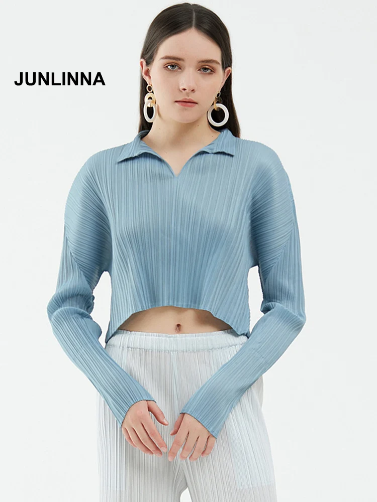 

Женская футболка JUNLINNA, однотонная летняя футболка из плиссированного материала для ноутбука, яркий пикантный короткий топ