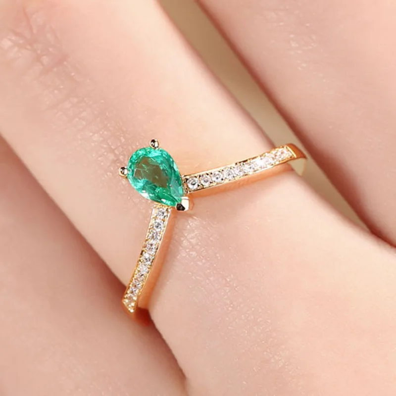Popular wedding jewelry in Europe and the United States, set with emerald, zircon, rhinestone, gold-plated two-piece crown ring