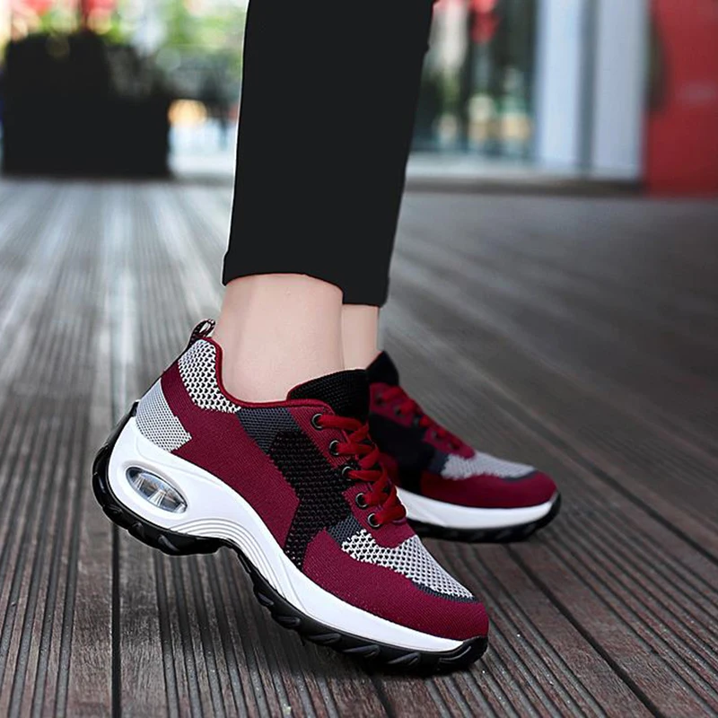 Designer Women Fashion Leisure Sports Shoes Women Soft Vulcanized Shoes Sneakers Shoes Sneakers Feminino Tennis Shoes Net Shoe