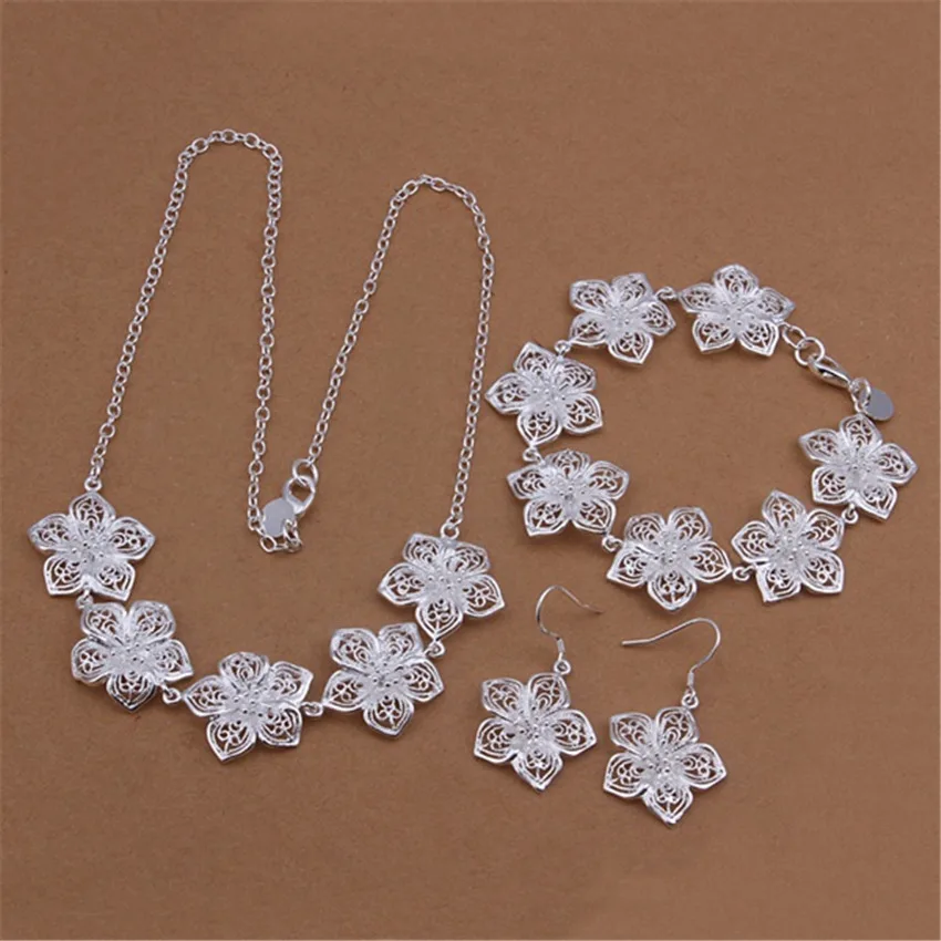 

Fashion Charms 925 Sterling Silver Jewelry Sets Fine Flowers Necklace Bracelets Earrings for Women Christmas Gifts Party Wedding