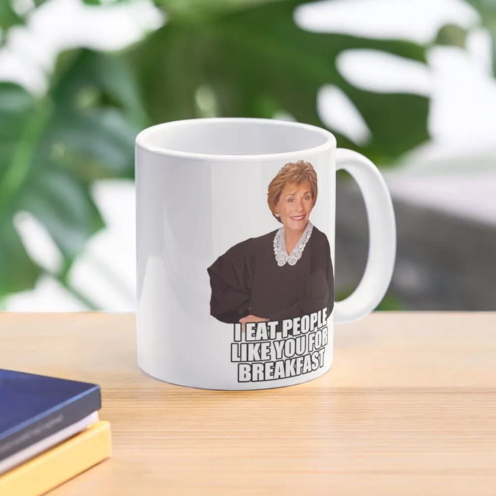 Кружка с ручкой и изображением судьи Джуди Я тебя жю |