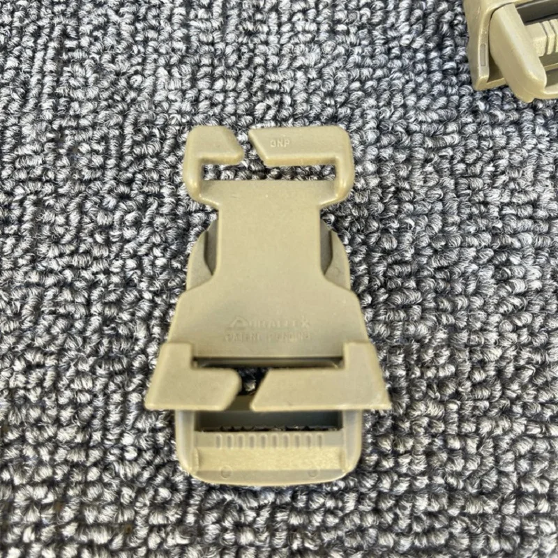 

Outdoor Tactical UTX Duonaifu V5/FCSK Special Replaceable Buckle 25 Webbing Adjusting Buckle