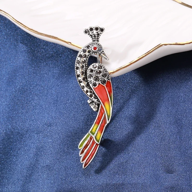 BLUCOMEBlucome яркие броши с красной короной и птицей любимый значок для девочек в стиле