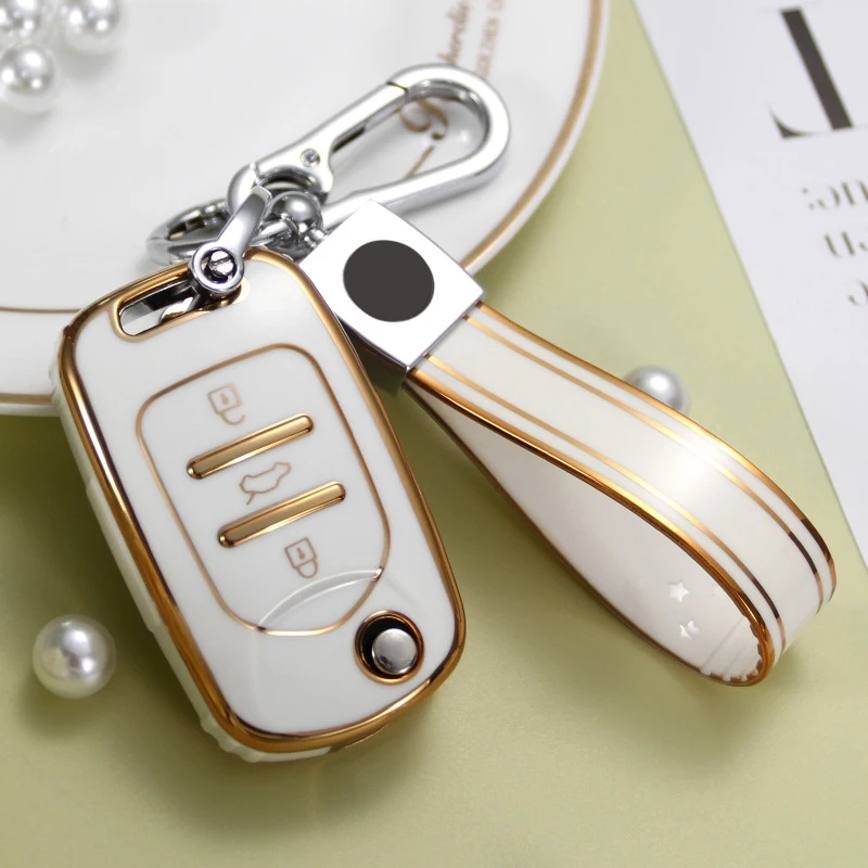 

Beautiful New Soft TPU Car Key Case Cover Shell For BaoJun 510 310W 730 560 630 310 3 Buttons Folding Remote Fob Cover Keychain