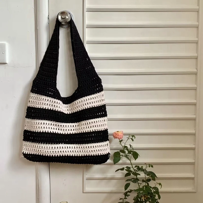 Fashion portable hollowed out shoulder bag striped Handmade knitted beach Handbags Large Capacity Shopper Totes