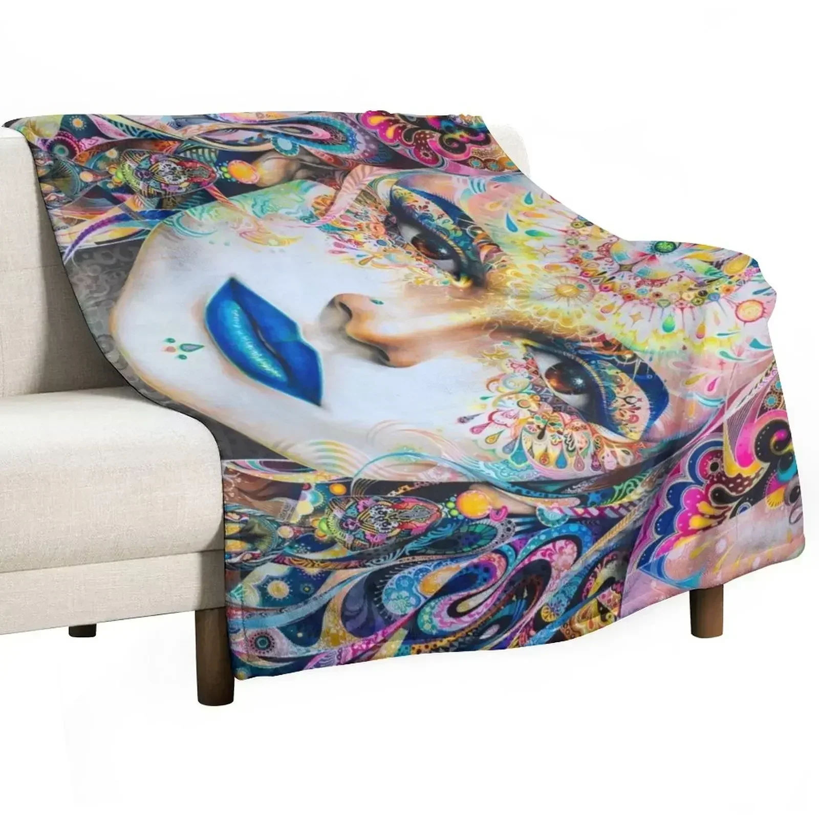 Shakti - горизонтальное одеяло очень большое туристическое роскошное с начинкой