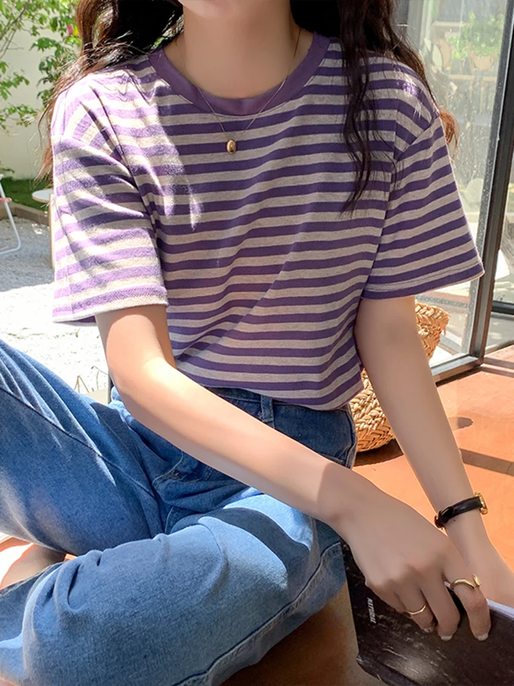 

Женская хлопковая футболка в полоску, зеленая или фиолетовая футболка с круглым вырезом и коротким рукавом, в Корейском стиле, лето 2022