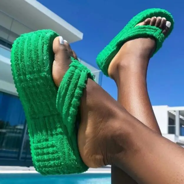 Новинка 2024 роскошные женские сандалии на высоком каблуке шлепанцы для полотенец