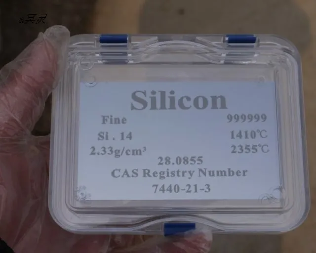 

Silicon, monocrystalline silicon, periodic phenotypic element plate, 0.65*60*100mm, weighing about 8.96g, Si equal to 6N.