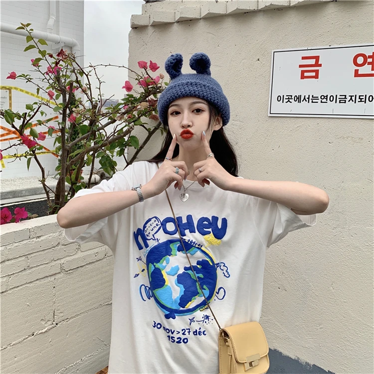 

1144 American retro three-dimensional globe foam printing round neck short-sleeved T-shirt
