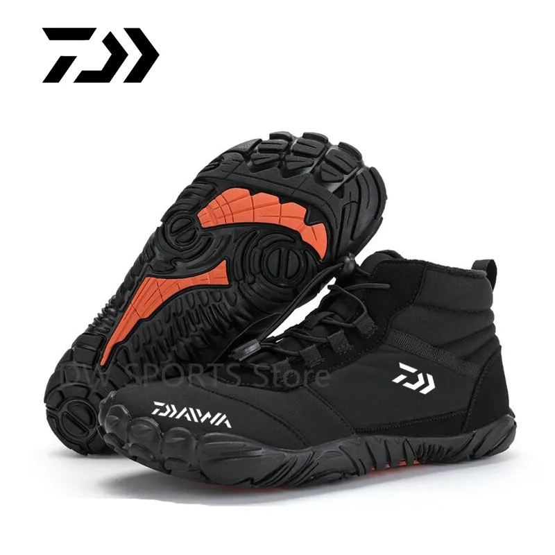 

Новинка 2023, водонепроницаемая обувь Daiwa для зимней рыбалки на открытом воздухе, обувь для кемпинга, скалолазания, нескользящая плюшевая теп...