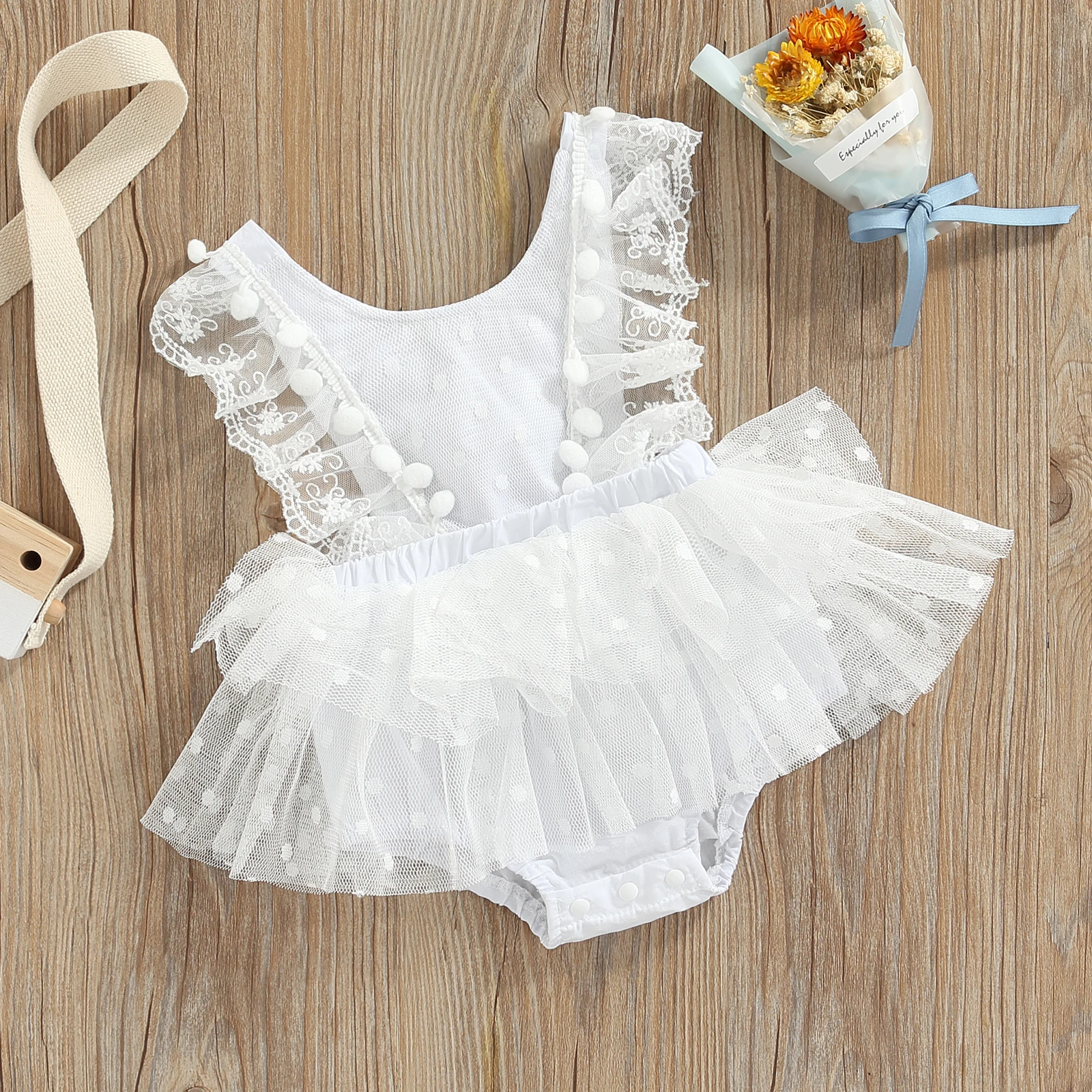 

Summer Newborn Infant Baby Girl Romper Lace Ruffle Pom Pom Jumpsuit Princess Baby Birthday Clothes Costumes D01
