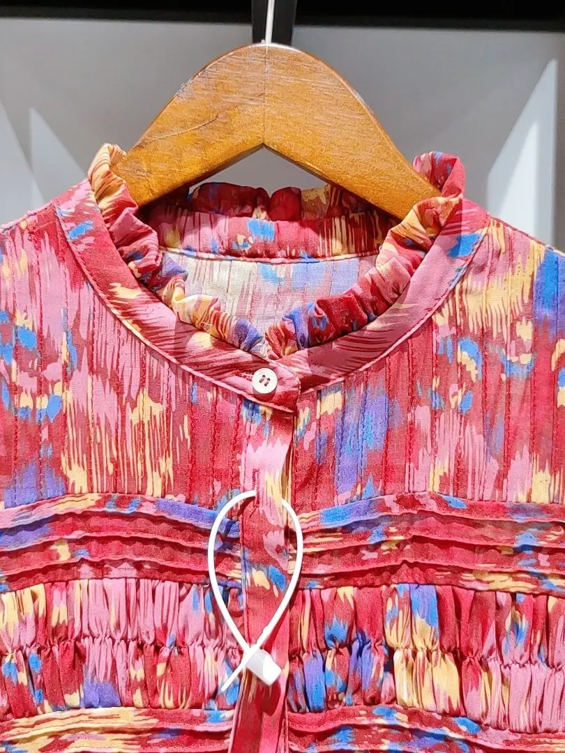 Женское мини-платье с оборками плиссированное разноцветное платье коротким